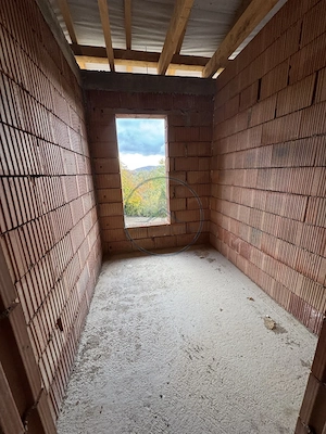 🏡 Casă la roșu, D+P+E, 223 mpu, teren 10 ari - imagine 16