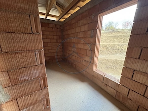 🏡 Casă la roșu, D+P+E, 223 mpu, teren 10 ari - imagine 18