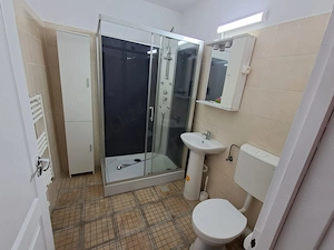 Oportunitate investitie! Apartament 2 camere, parcare, zona Terra - imagine 4