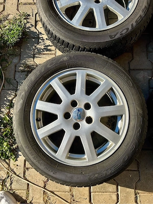 Vand 4 roti gata de montat 195 55 15 5x100 jante originale VW cauciucuri de iarna - imagine 8