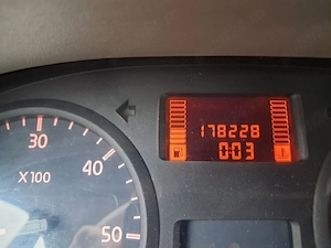Renault Master 7 locuri si prelata