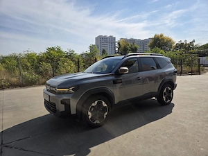 Dacia Bigster EXTERME TCE 130 4X4 - imagine 3