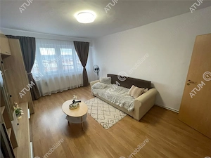 Apartament cu 2 camere decomandate balcon zona Mihai Viteazu Sibiu - imagine 3