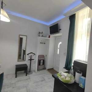 Doua garsoniere in regim hotelier zona Ultracentral - imagine 3