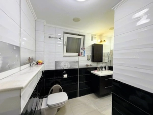 Apartament 2 camere Str. Libertatii etaj 1 - imagine 4