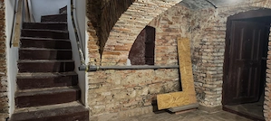 Livada Poștei, apartament în casă, curte cu acces auto. - imagine 14