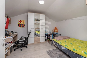 Casă modernă în Tâncăbești – 5 camere și natură la doi pasi - imagine 9