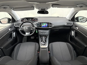 TVA deductibil! 308 SW automat EAT8 131CP   09 2019 cu 146.464 km GARANTAȚI | LANE ASSIST, CarPlay! - imagine 3