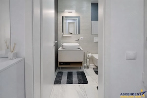 Apartament cu 2 camere de inchiriat in Tractorul, Brasov – confort, eleganta si parcare proprie. - imagine 6