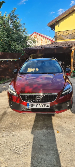 V40 cross country D3 150 cp - imagine 4