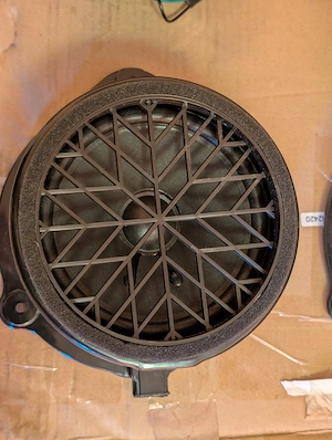 Boxa/difuzor usa spate Audi A6 C6/4F 2005-2011