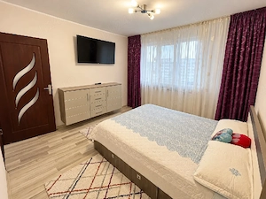    Apartament cu 3 camere de închiriat   Micro 20 - imagine 3