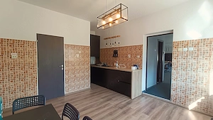 Spatiu de birou la casa cu curte si parcari in Buna Ziua - imagine 3