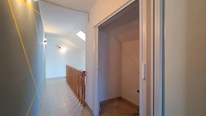 Spatiu de birou la casa cu curte si parcari in Buna Ziua - imagine 12