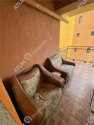 Apartament 2 camere decomandate loc parcare balcon Brana Selimbar - imagine 10