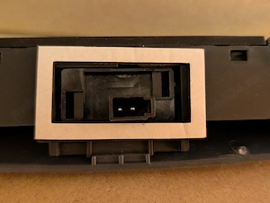 Maner switch buton deschidere haion portbagaj Opel Corsa D - imagine 4