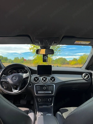 Mercedes-Benz CLA 200d  - imagine 7