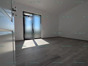 Apart. 3 camere - Etaj 2 - BLOC NOU FINALIZAT - 68 mp+2 balcoane de 24 mp - 1 loc de parcare inclus - imagine 9