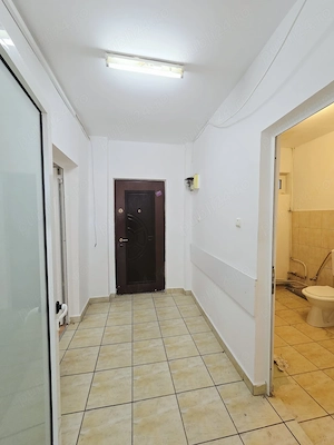 Apartament 4 camere  Birouri  Sediu firma zona Centru 87 mp etaj 1 - imagine 9