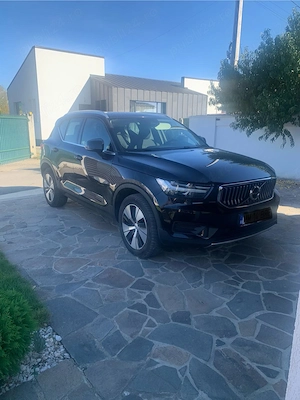 Vand Volvo xc 40 plug-in hybrid  - imagine 4