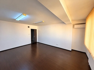 Închiriere birou ultracentral   22 mp, etaj 4 | City Center Târgoviște - imagine 4