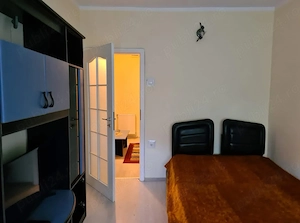Inchiriez apartament cu 3 camere in Complex - imagine 9