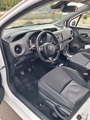 Toyota Yaris 2019 manuală - imagine 7