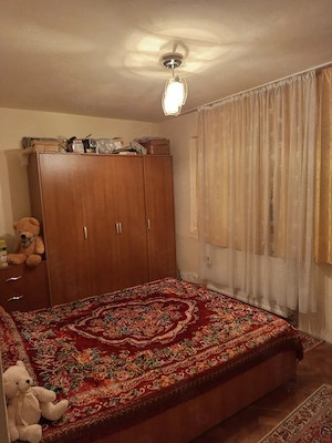 Închiriez apartament cu 3 camere etajul 2 - imagine 3
