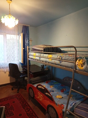 Închiriez apartament cu 3 camere etajul 2 - imagine 5
