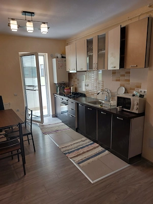 Inchiriere Apartament 3 camere semidecomandat, 60mp , Eroilor - imagine 4