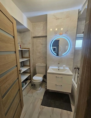 Vând apartament spațios mobilat și utilat, încălzire în pardoseală  - imagine 7