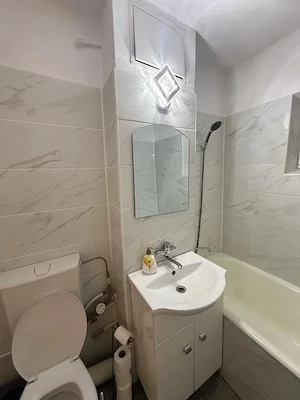 Apartament 2 camere, decomandat, renovat integral, mobilat și utilat – Rovine - imagine 8