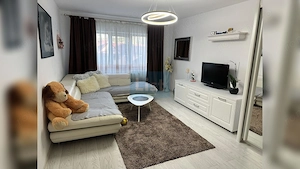 Apartament 3 camere | Zona Decebal | Strada Locotenent Călin | Etaj 1