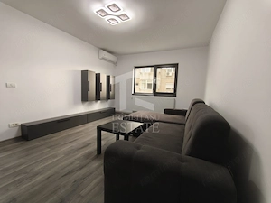 Apartament | 3 camere | Renovat complet | Mangalia - imagine 2