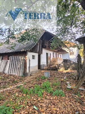                  Casă și anexă gospodărească - Teren 2.700 mp - Coșești, Argeș - imagine 5