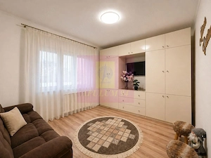 Vanzare apartament 2camere- zona Decebal - imagine 4