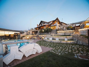 Proprietate exclusivistă în Feleacu - Reședință, evenimente, piscină   - imagine 2