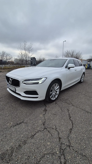 Volvo V90 D3 Momentum - imagine 9