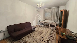 Apartament cu 2 camere, etaj intermediar, decomandat, zona Lipovei - imagine 2