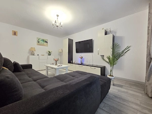 Apartament 2 camere decomandate IC Frimu etaj 1 renovat si mobilat - imagine 3