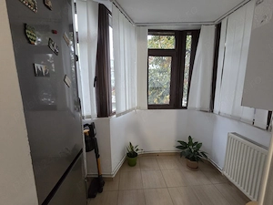 Apartament 2 camere decomandate IC Frimu etaj 1 renovat si mobilat - imagine 7
