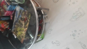 Vand masa rotund  inox .deasupra sticl 