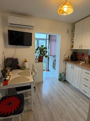Apartament 3 camere, decomandat, 67.8 mp, zona Valea Roșie - imagine 3
