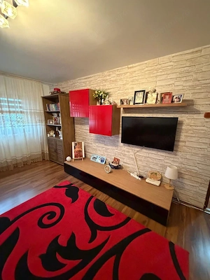 Apartament 3 camere, decomandat, 67.8 mp, zona Valea Roșie - imagine 2