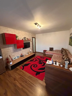 Apartament 3 camere, decomandat, 67.8 mp, zona Valea Roșie