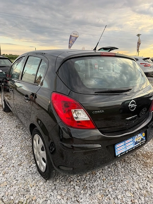 Opel Corsa 1.3 TDI  - imagine 4