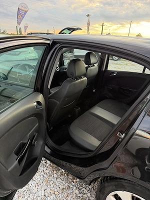 Opel Corsa 1.3 TDI  - imagine 12