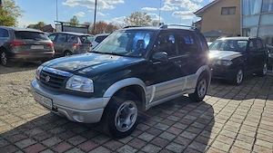 Suzuki Grand Vitara 2.0 benzina - imagine 9