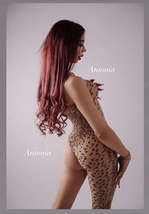 Antonia , a NEW TS !