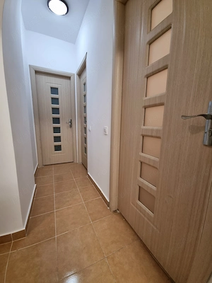Apartament 2 camere, decomandat, mobilat, demisol, Metrou Dimitrie Leonida la 4 minute